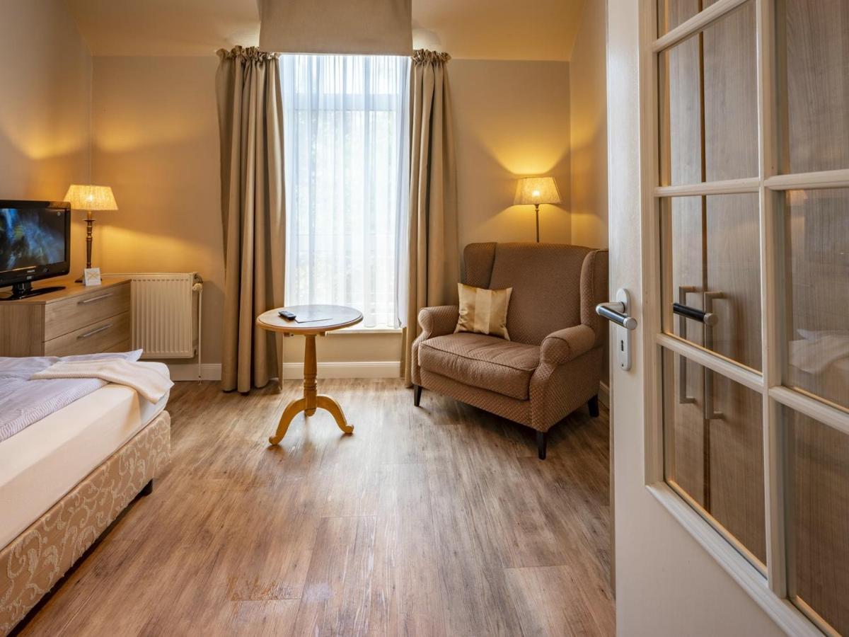 Hotel Huettmann Нордорф Экстерьер фото